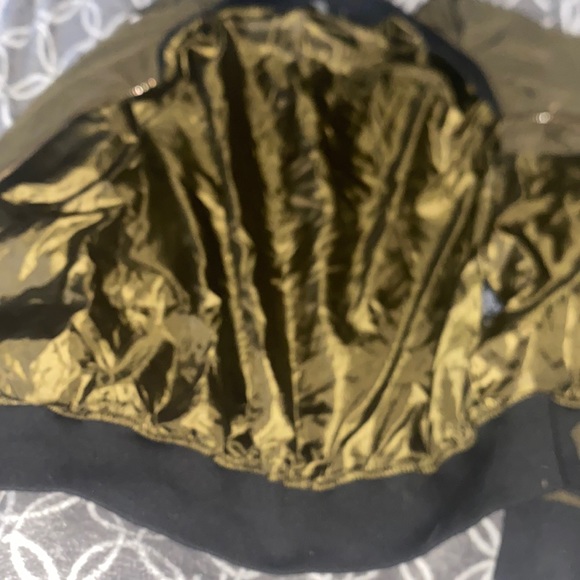 A jacket - Picture 2 of 2